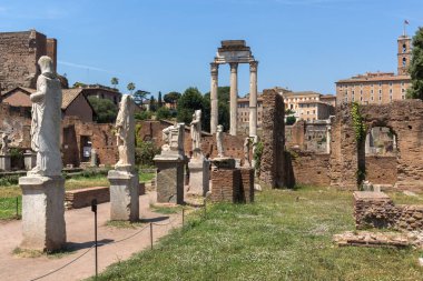 Roma, Italya kentinde Roma Forumu Harabeleri