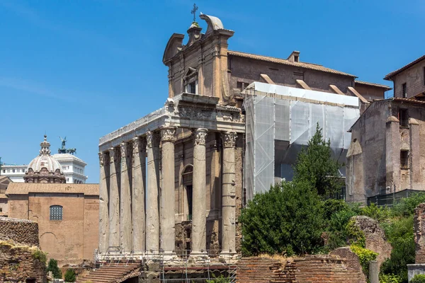 Ruínas do Fórum Romano na cidade de Roma, Itália — Fotografia de Stock