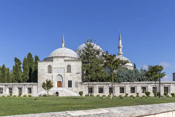 Suleymaniye Mosque in city of Istanbul, Turkey — Stock Photo, Image