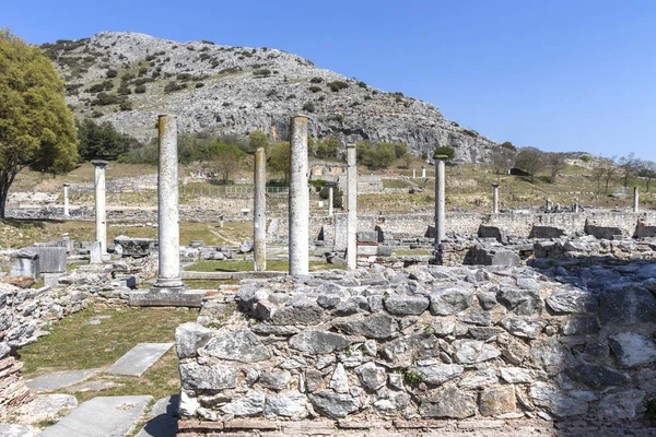 Rozvaliny na archeologickém nalezišti Philipi, Řecko — Stock fotografie