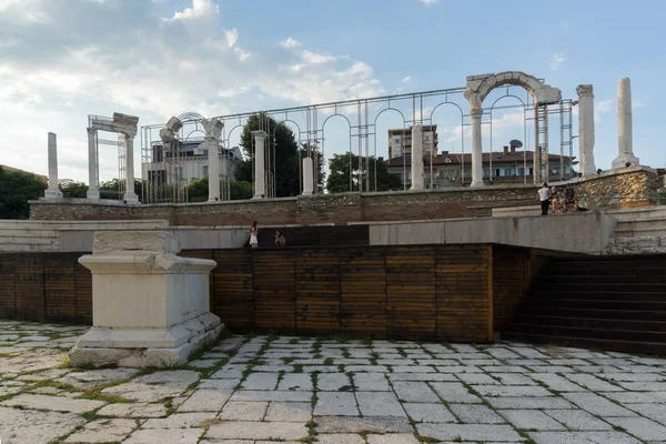 Аудиторія стародавнього римського міста Августа Трайана, стара Zagor — стокове фото