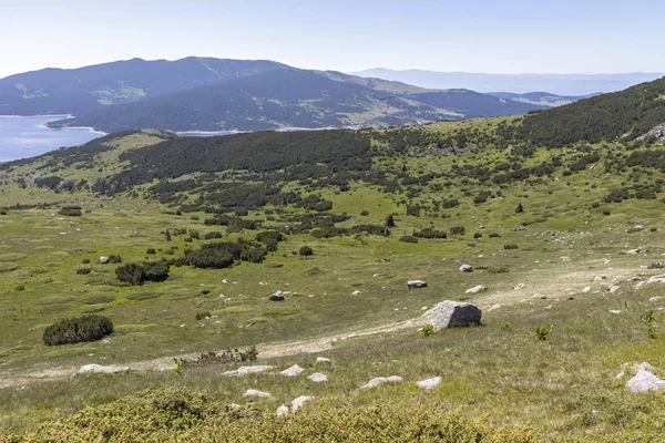 Paesaggio vicino Belmeken Peak, montagna di Rila, Bulgaria — Foto Stock