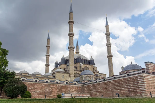 Mezquita Selimiye en la ciudad de Edirne, Turquía — Foto de Stock
