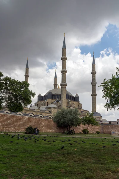 Mezquita Selimiye en la ciudad de Edirne, Turquía — Foto de Stock