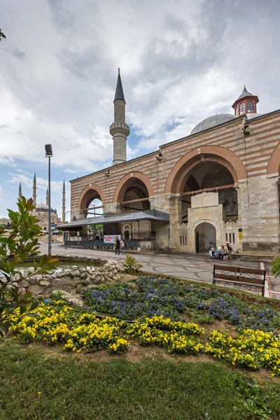 Eski Camii-moskee in de stad Edirne, Turkije — Stockfoto