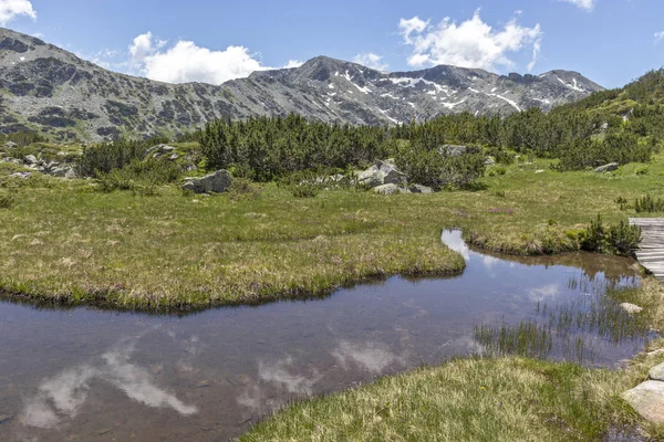 Balık Gölleri yakınlarındaki manzara, Rila dağı, Bulgaristan — Stok fotoğraf