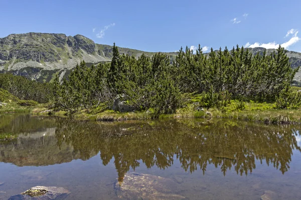 Balık Gölleri yakınlarındaki manzara, Rila dağı, Bulgaristan