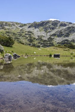Balık Gölleri yakınlarındaki manzara, Rila dağı, Bulgaristan