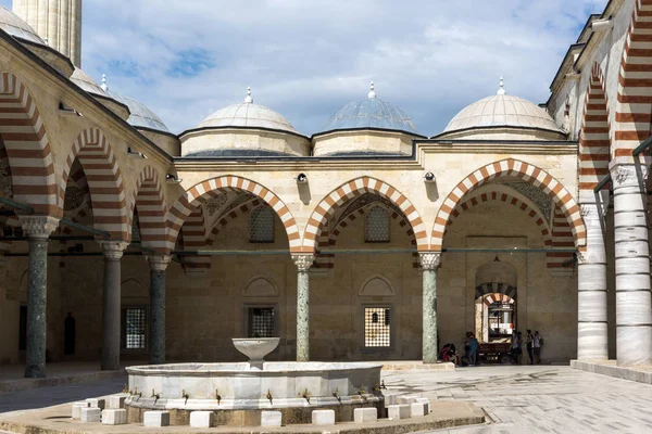 Mesquita Uc Serefeli na cidade de Edirne, Turquia — Fotografia de Stock