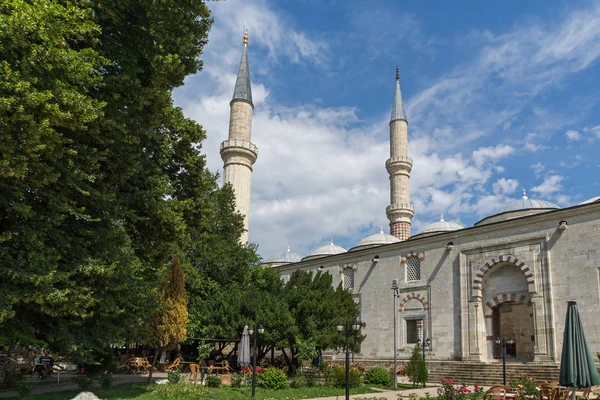 UC Serefeli mešita mešita ve městě Edirne v Turecku — Stock fotografie