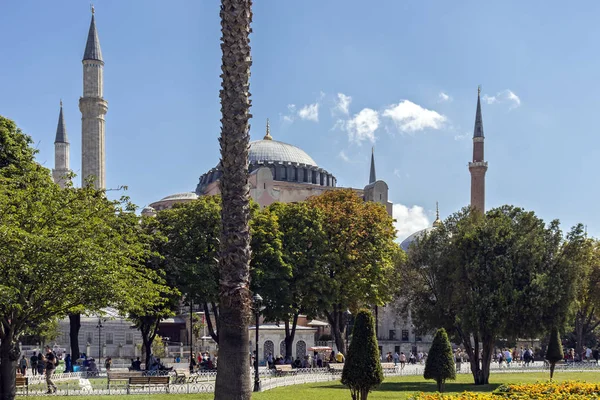 Santa Sofía en la ciudad de Estambul, Turquía — Foto de Stock
