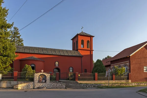 Orthodox church in town of Golubac, Serbia — Stock Photo, Image