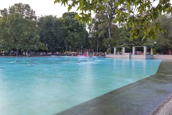 Fuentes de canto en la ciudad de Plovdiv, Bulgaria — Foto de Stock