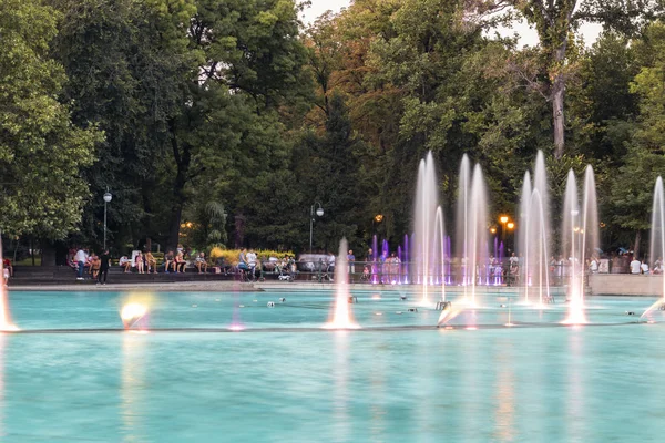 Zingen fonteinen in de stad van Plovdiv, Bulgarije — Stockfoto