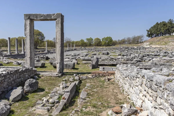 Αρχαία είσοδος στην αρχαιολογική περιοχή των Φιλίππων, Ελλάδα — Φωτογραφία Αρχείου