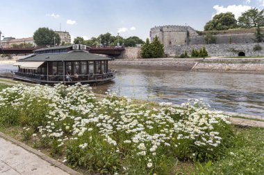 Nis şehri ve Nisava Nehri Panoraması, Sırbistan