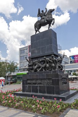 Nis, Sırbistan'da Nis'in kurtarıcıları için bir anıt