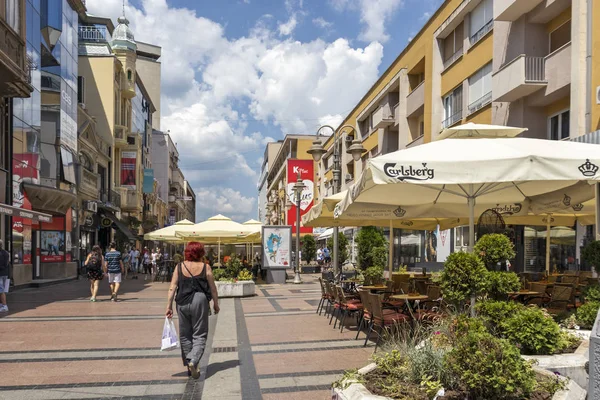 Nis Şehir merkezinde Obrenoviceva yaya caddesi, Ser
