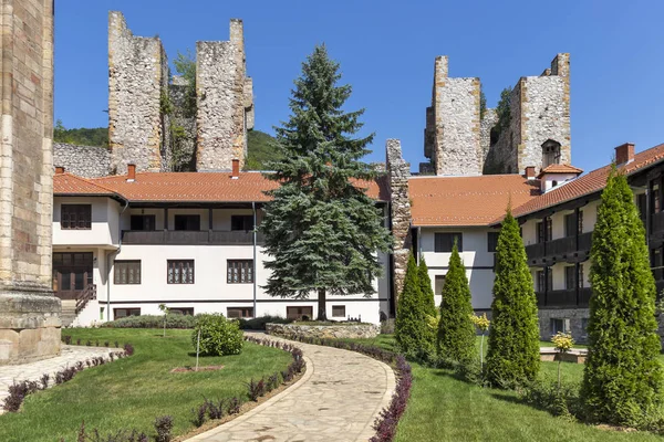 Monasterio medieval de Manasija, Sumadija y Serbia Occidental — Foto de Stock