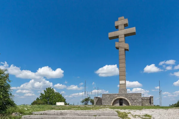 Пам'ятник на піку Окольчика, Болгарія — стокове фото
