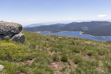 Belmeken Peak yakınlarındaki manzara, Rila dağı, Bulgaristan