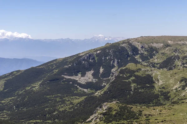 Belmeken Peak yakınlarındaki manzara, Rila dağı, Bulgaristan