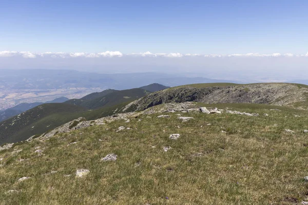 ベルメケン山、リラ山、ブルガリア付近の風景 — ストック写真