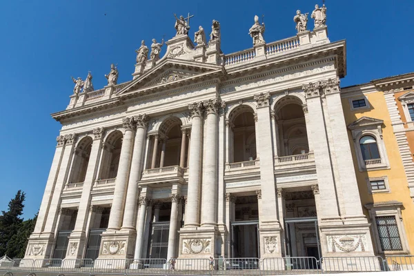Basilica di San Giovanni in Laterano w Rzymie, Włochy — Zdjęcie stockowe