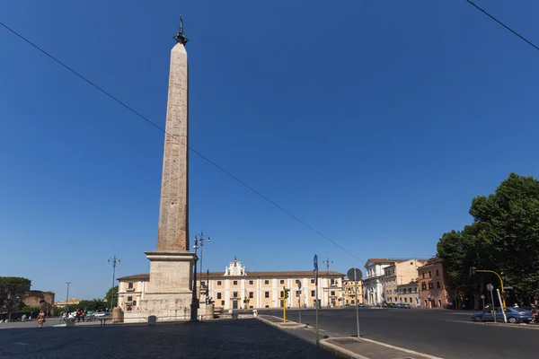 Obélisque du Latran à Rome, Italie — Photo