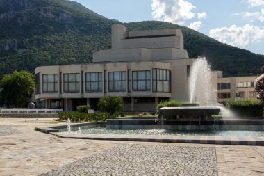 Bulgaristan'ın Vratsa kenti merkezinde hristo Botev meydanı