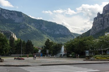 Bulgaristan'ın Vratsa kenti merkezinde hristo Botev meydanı