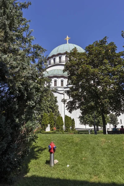 塞尔维亚贝尔格莱德市圣萨瓦教堂 — 图库照片