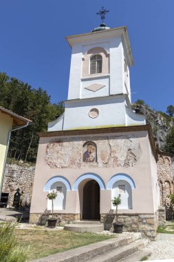 Petrovac kasabası yakınlarındaki Ortaçağ Vitovnica Manastırı, Sırbistan