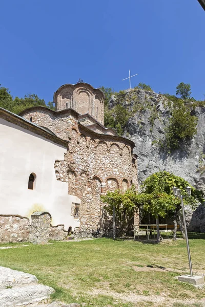 Średniowieczny klasztor Vitovnica w pobliżu miasta Petrovac, Serbia — Zdjęcie stockowe