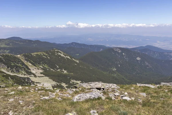 Paisagem de Belmeken Peak, montanha Rila, Bulgária — Fotografia de Stock