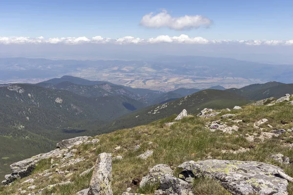 Krajobraz z Belmeken Peak, Rila Mountain, Bulgaria — Zdjęcie stockowe