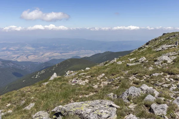 Landschaft vom Belmeken-Gipfel, Rila-Gebirge, Bulgarien — Stockfoto