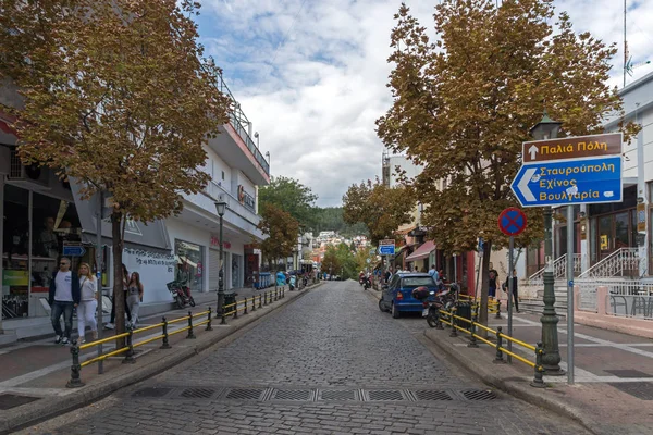 Typowa ulica i stare domy na Starówce Xanthi, Grecja — Zdjęcie stockowe