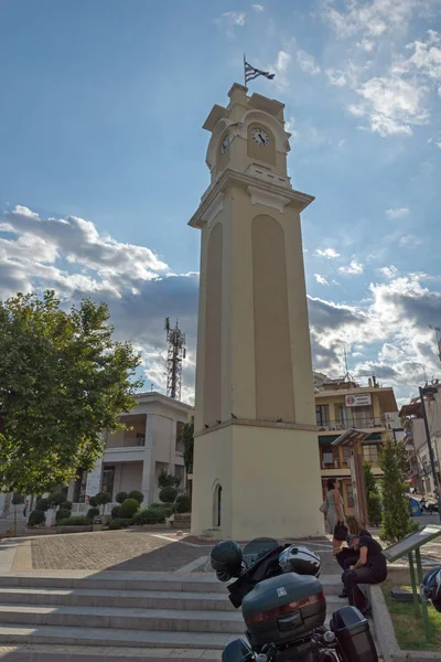 Torre del reloj en el casco antiguo de Xanthi, Grecia — Foto de Stock