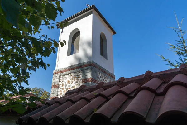 Monasterio de Ruen San Juan de Rila en la montaña Vlahina, Bulgaria — Foto de Stock