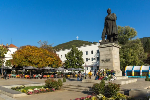 Gotse Delchev monument ���� town of Blagoevgrad, Bulgaria — Stock Photo, Image