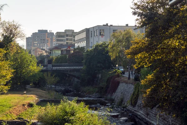 Buildngs v centru města Blagoevgrad, Bulharsko — Stock fotografie