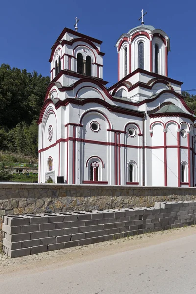 セルビア、ゴルバックの町の近くに中世のトゥマン修道院 — ストック写真