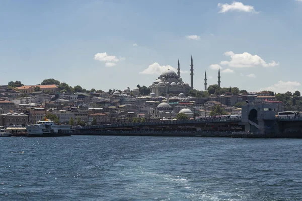 İstanbul'da Boğaz'dan Haliç'e Panorama