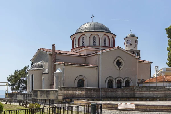 Kyrkan av antagandet på gammala townen av staden av Kavala, Grekland — Stockfoto