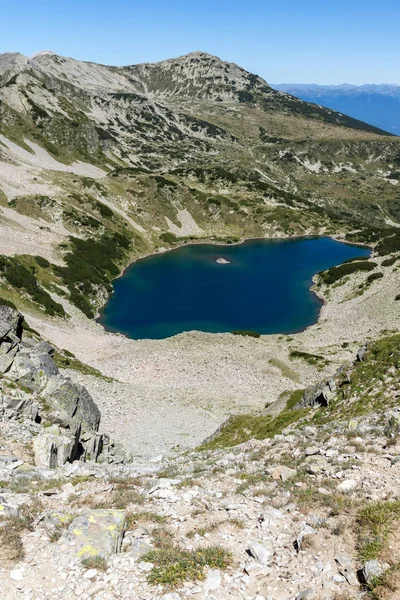 Tevno vasilashko Lake, Pirin Mountain, Bulgarije — Stockfoto