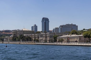 İstanbul Boğazı'ndan İstanbul şehrine manzara