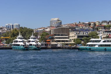İstanbul Boğazı'ndan İstanbul şehrine manzara