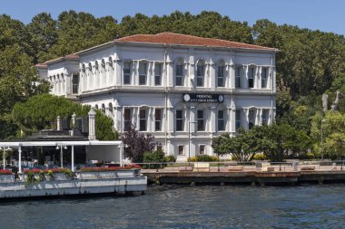 İstanbul Boğazı'ndan İstanbul şehrine manzara