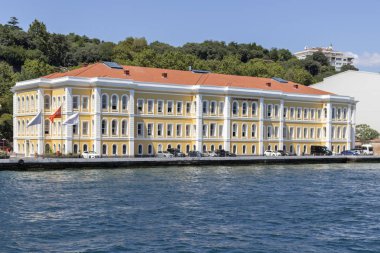 İstanbul Boğazı'ndan İstanbul şehrine manzara